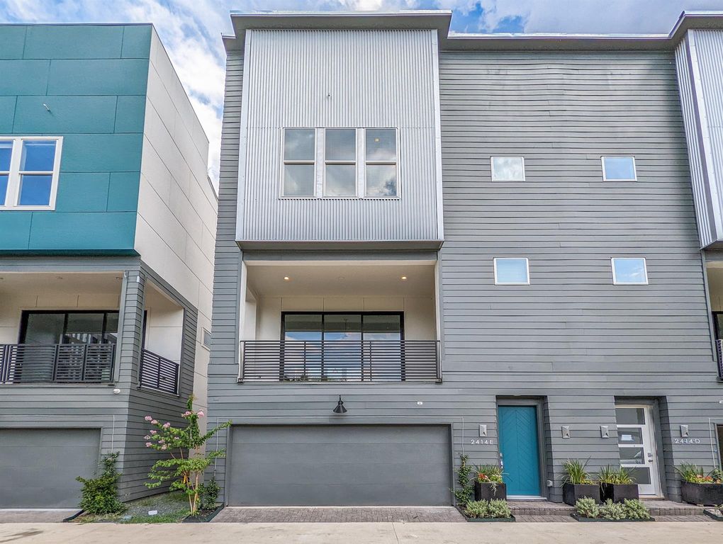 2414 Canal Street E, Houston, TX 77003