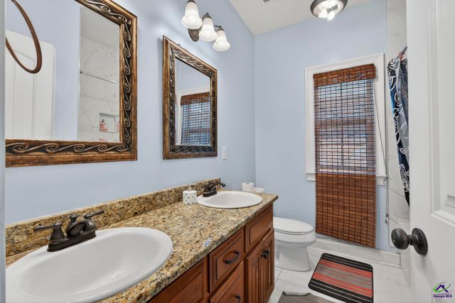 304 Montview Way, Centerville, GA 31028