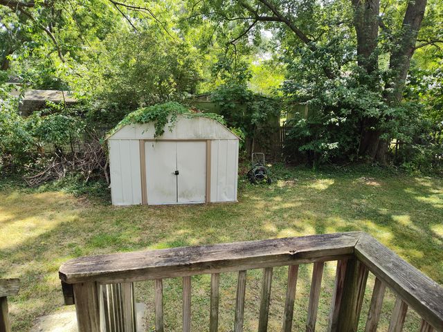 2214 Kenilworth Avenue, Kalamazoo, MI 49048