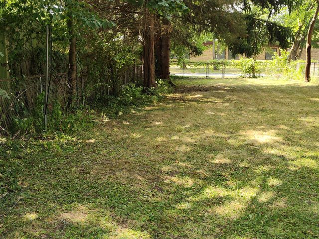 2214 Kenilworth Avenue, Kalamazoo, MI 49048