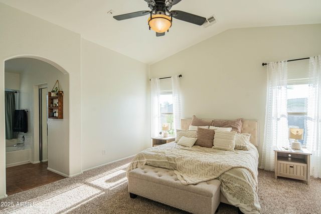 2831 E JJ RANCH Road, Phoenix, AZ 85024