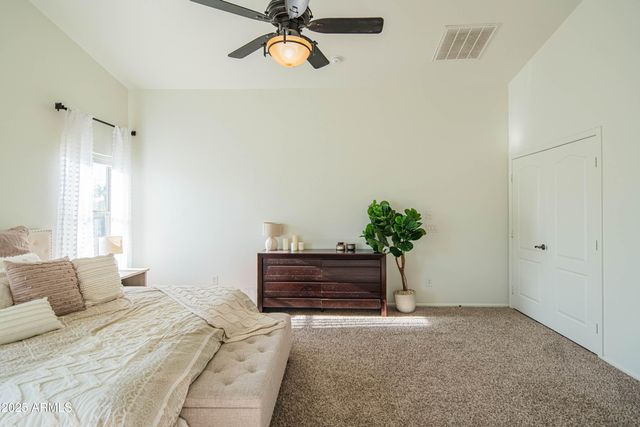 2831 E JJ RANCH Road, Phoenix, AZ 85024