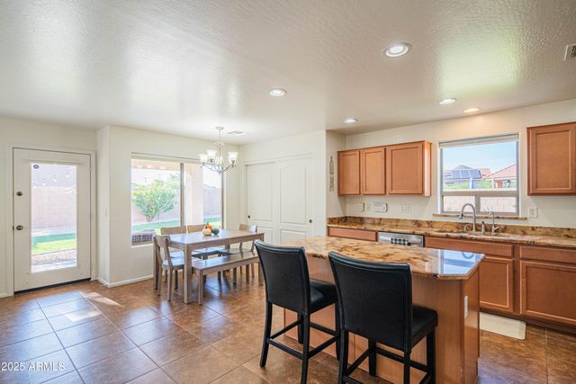 2831 E JJ RANCH Road, Phoenix, AZ 85024