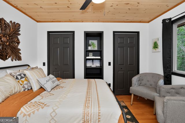 333 Bent Wood Lane, Blue Ridge, GA 30513