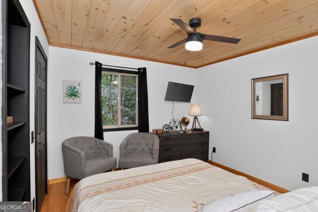 333 Bent Wood Lane, Blue Ridge, GA 30513