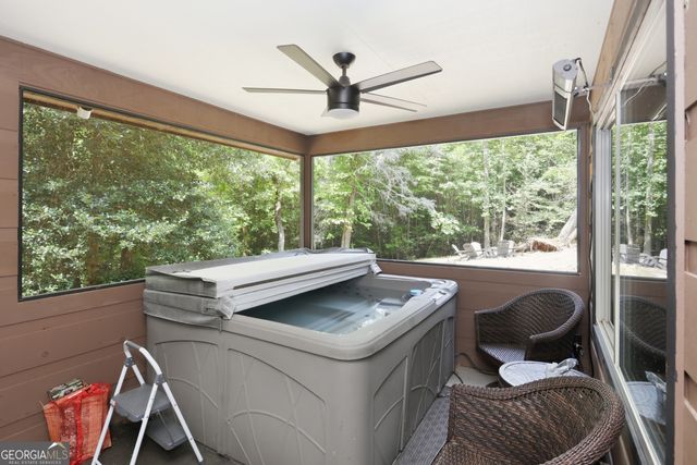 333 Bent Wood Lane, Blue Ridge, GA 30513