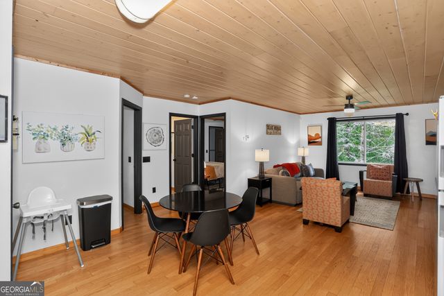 333 Bent Wood Lane, Blue Ridge, GA 30513