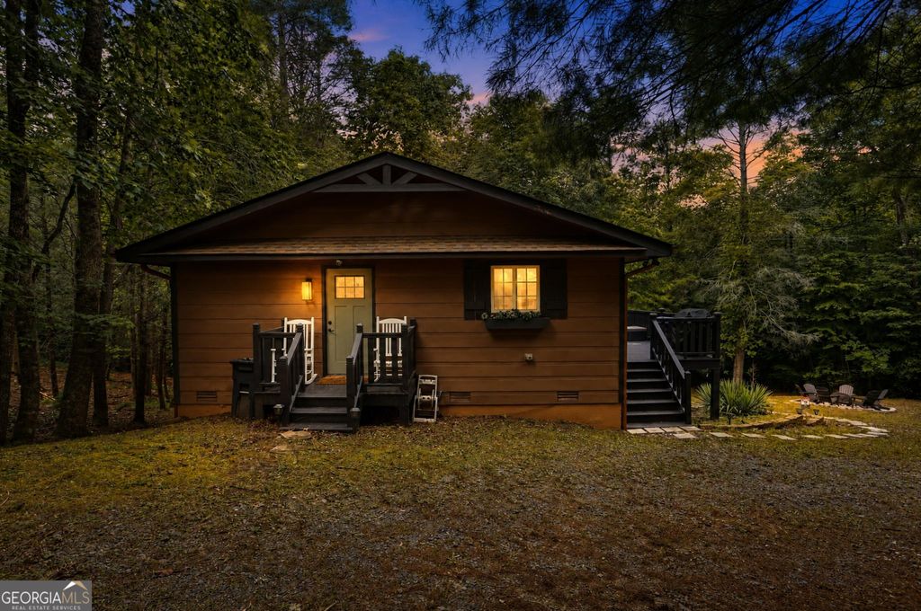 333 Bent Wood Lane, Blue Ridge, GA 30513