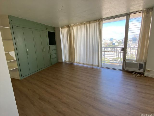 750 Amana Street 1602, Honolulu, HI 96814