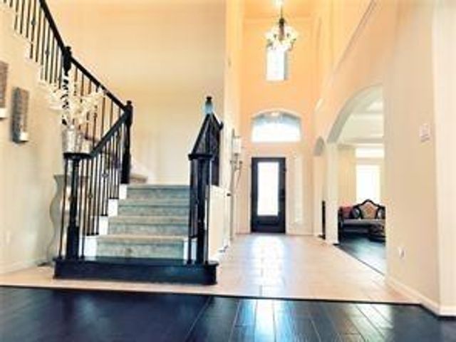 5322 Blue Mountain Lane, Sugar Land, TX 77479
