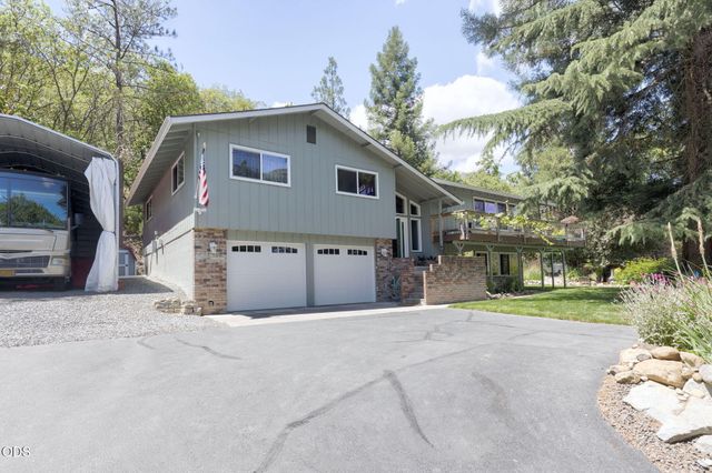 178 Bluebell Lane, Grants Pass, OR 97527