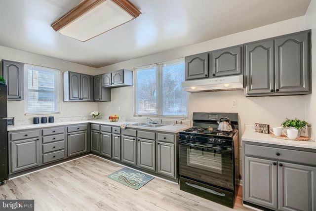 3018 MARY AVE, Baltimore, MD 21214