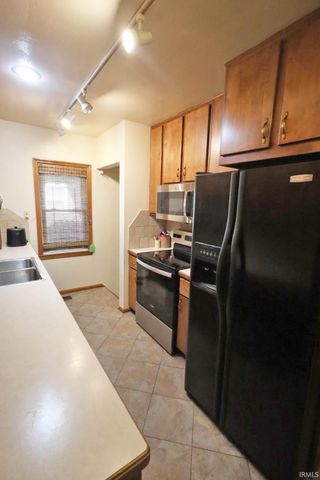 2027 Vogel Road, Evansville, IN 47711