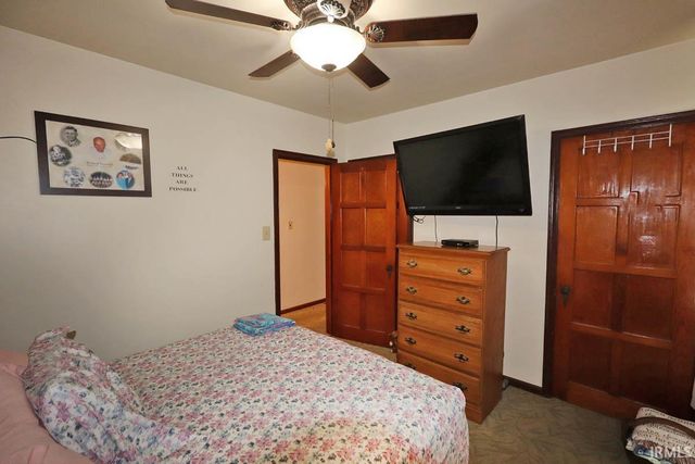 2027 Vogel Road, Evansville, IN 47711