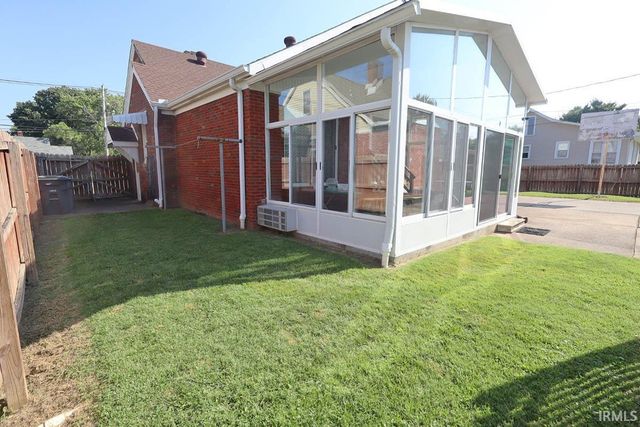 2027 Vogel Road, Evansville, IN 47711