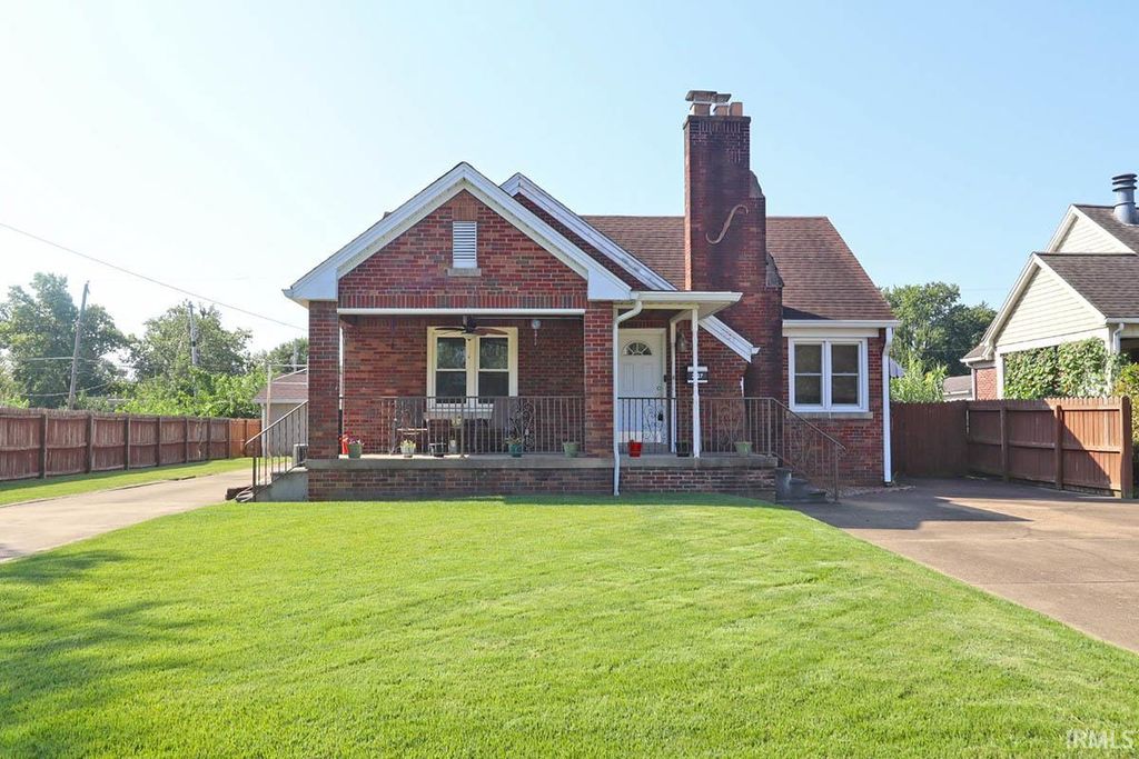 2027 Vogel Road, Evansville, IN 47711
