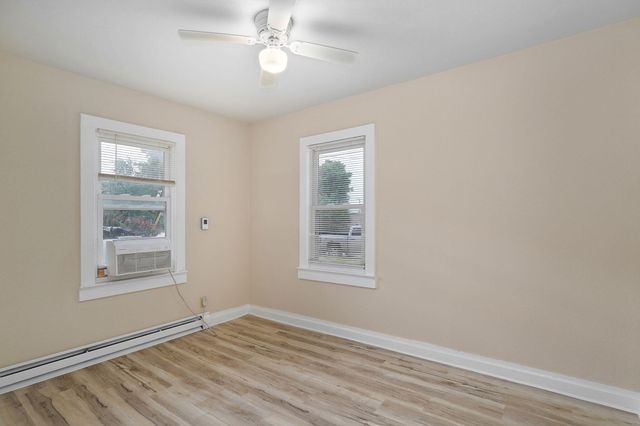 1855 E Dale Street, Springfield, MO 65803