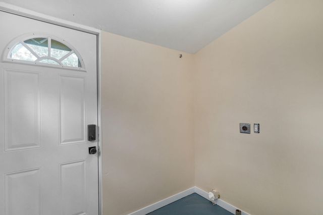 1855 E Dale Street, Springfield, MO 65803
