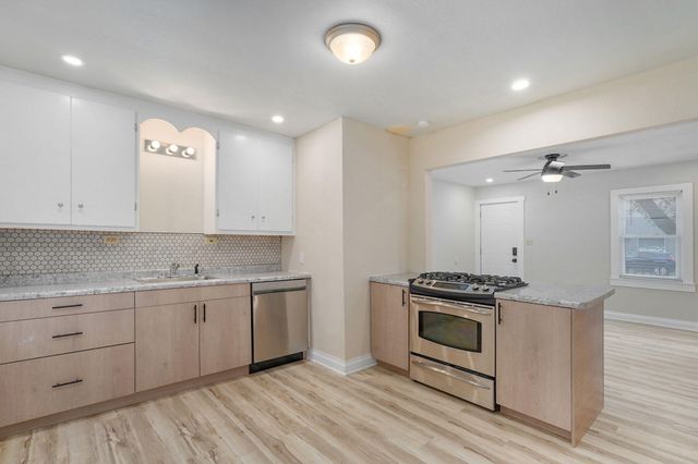 1855 E Dale Street, Springfield, MO 65803