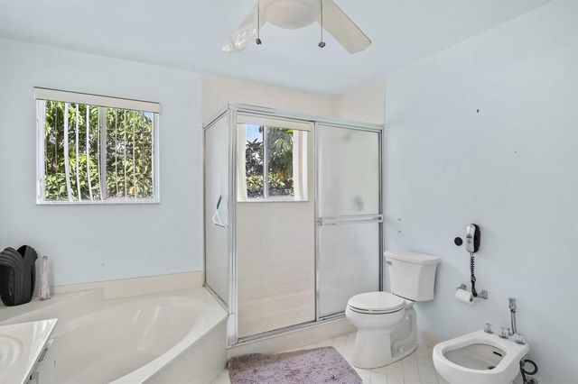 6809 Via Regina, Boca Raton, FL 33433