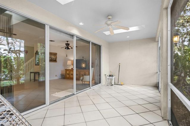 6809 Via Regina, Boca Raton, FL 33433