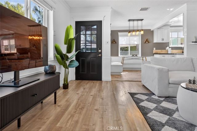14942 Bryant, Panorama City, CA 91402