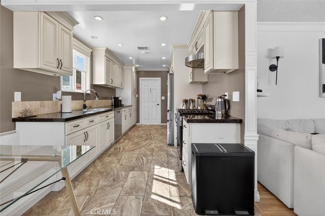 14942 Bryant, Panorama City, CA 91402