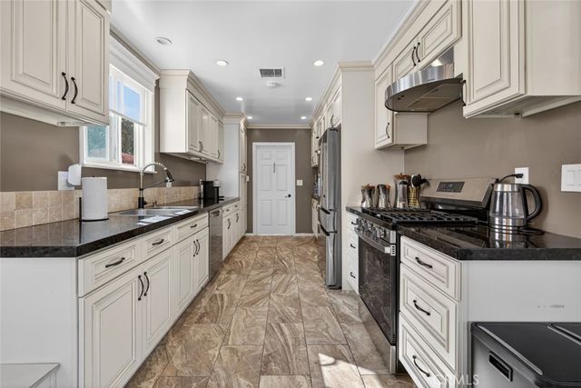 14942 Bryant, Panorama City, CA 91402
