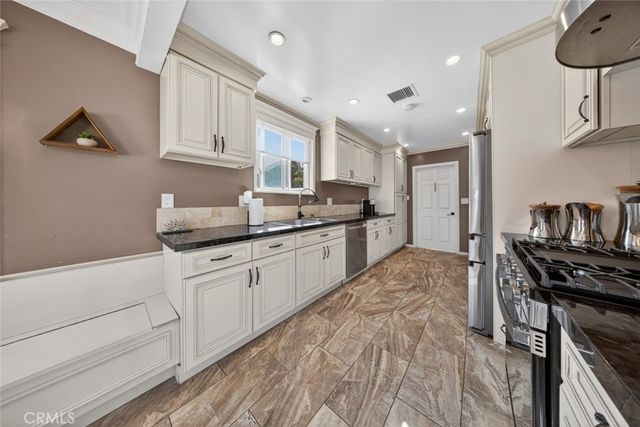 14942 Bryant, Panorama City, CA 91402
