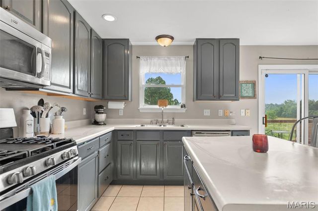 1818 N Bend Road, Union, MO 63084