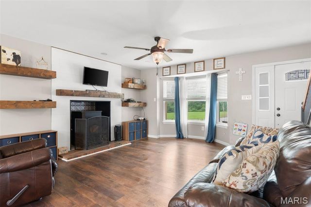 1818 N Bend Road, Union, MO 63084