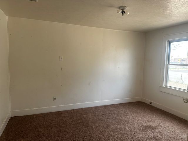 401 W Pine, Midland, TX 79705