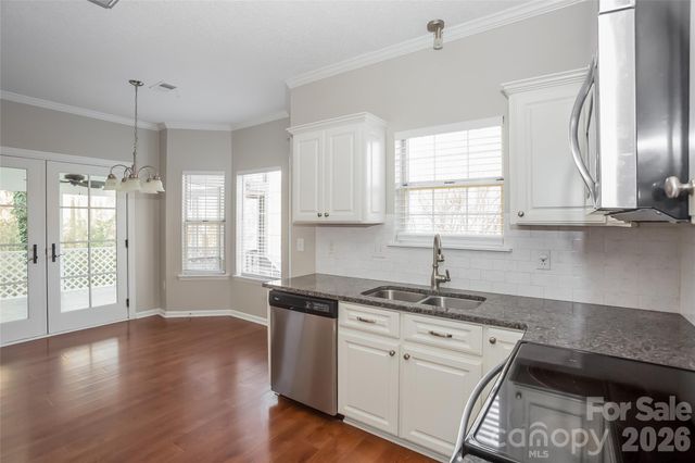 7300 Reynard Lane, Charlotte, NC 28215