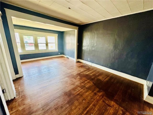 67 Holmes Street, Buffalo, NY 14207