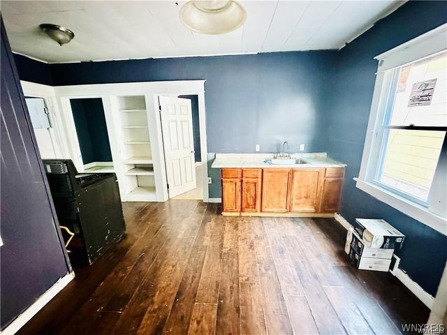 67 Holmes Street, Buffalo, NY 14207