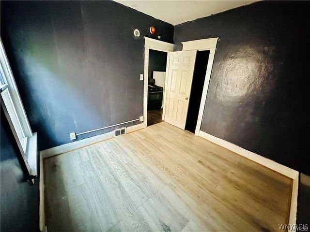 67 Holmes Street, Buffalo, NY 14207