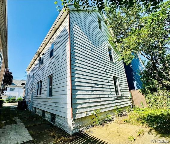 67 Holmes Street, Buffalo, NY 14207