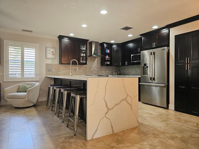 3070 Perriwinkle Cir, Davie, FL 33328