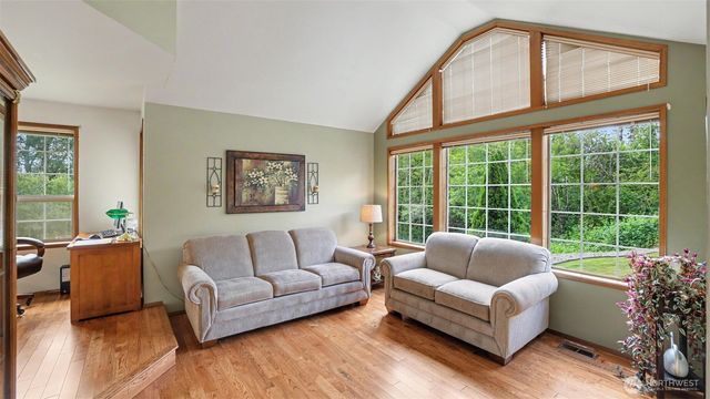 11011 210th Street SE, Snohomish, WA 98296