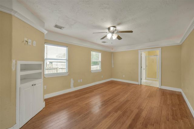 3214 North Avenue, Needville, TX 77461