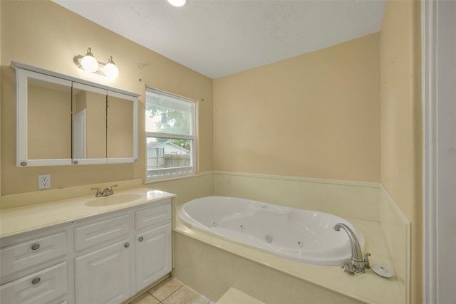 3214 North Avenue, Needville, TX 77461