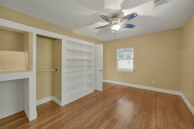 3214 North Avenue, Needville, TX 77461