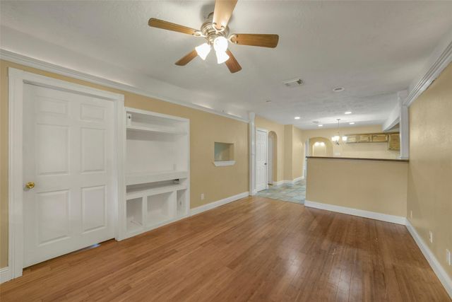 3214 North Avenue, Needville, TX 77461