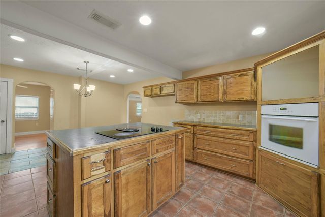3214 North Avenue, Needville, TX 77461