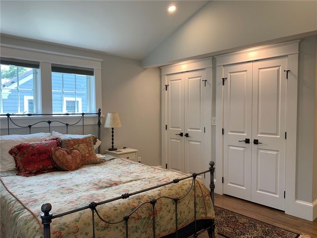 86 Carroll Avenue, Newport, RI 02840