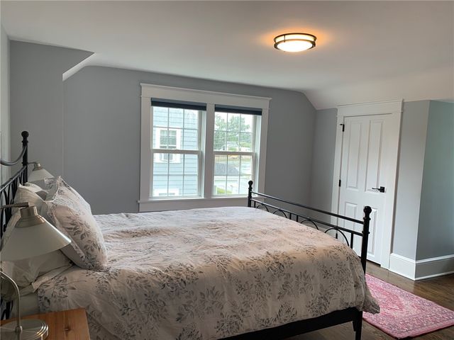 86 Carroll Avenue, Newport, RI 02840