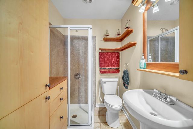 28422 W Park Avenue, Wauconda, IL 60084