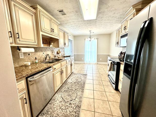 306 Lee Road 2138, Phenix City, AL 36870
