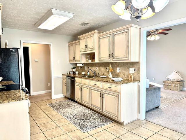 306 Lee Road 2138, Phenix City, AL 36870