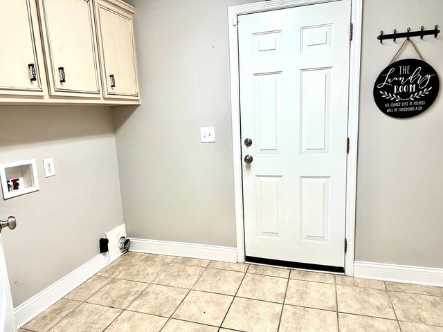 306 Lee Road 2138, Phenix City, AL 36870